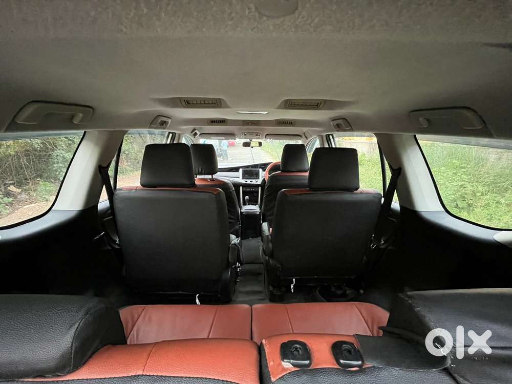 Toyota Innova Crysta 2016 Diesel Automatic Year