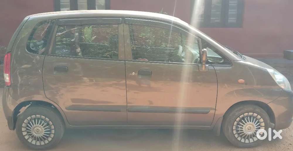 Maruti Suzuki Zen Estilo 2013 Lxi Bs Iv