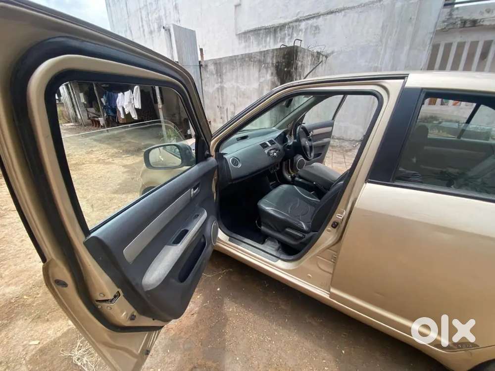 Maruti Suzuki Swift Dzire 2010 Variant