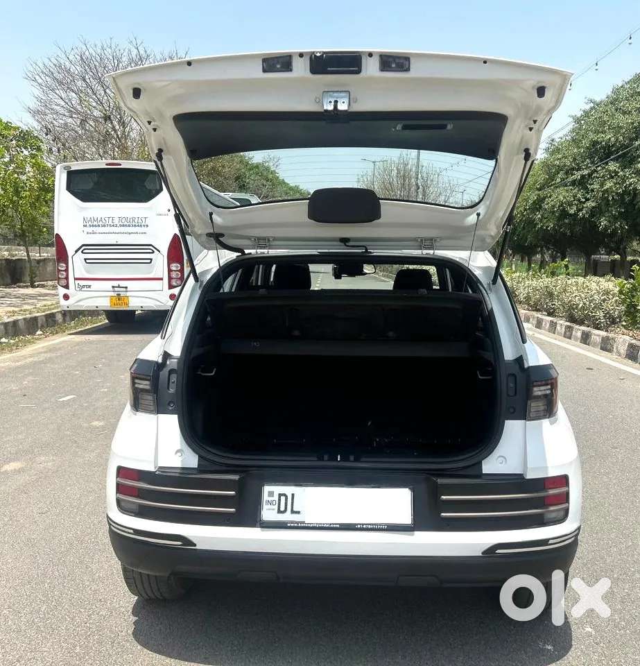 Hyundai Venue 1.0 Sx (o) Turbo Dct, 2024, Petrol