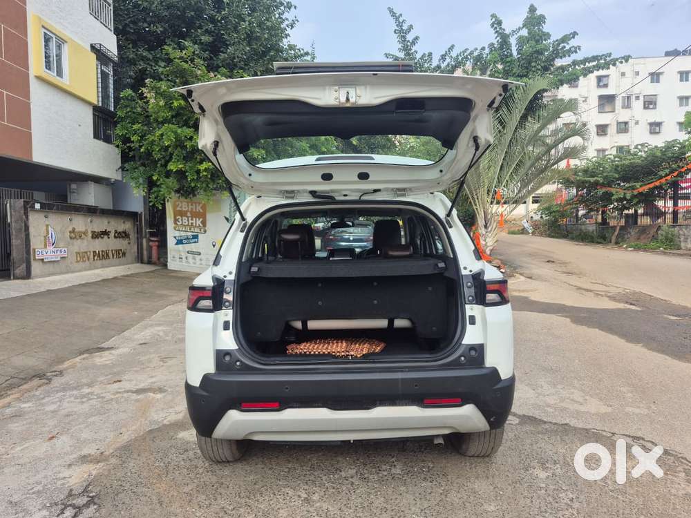 Maruti Suzuki Brezza 1.5 Zxi Cng, 2024, Cng & Hybrids