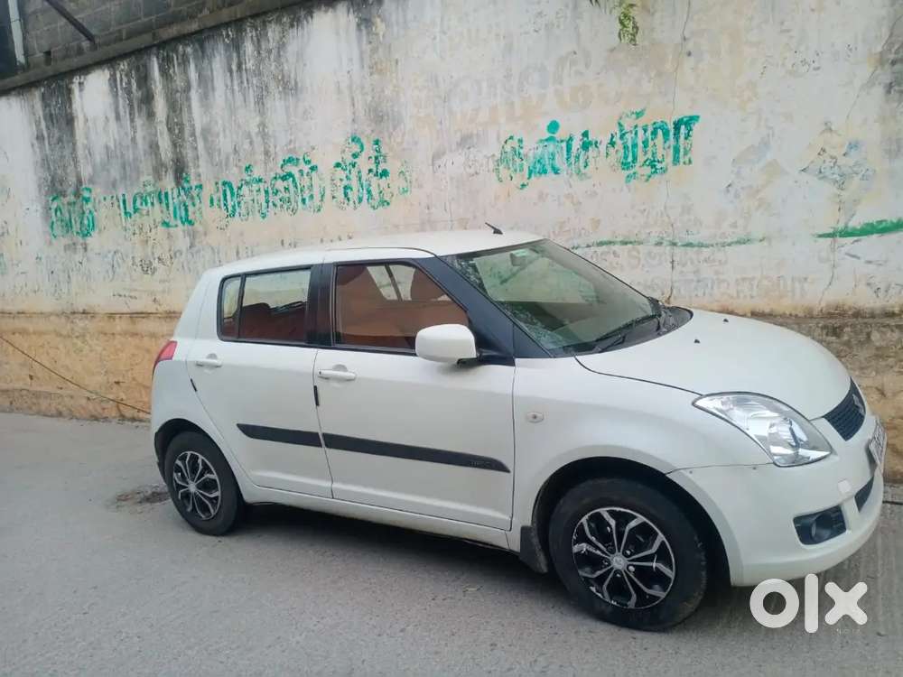 Maruti Suzuki Swift 2011 Diesel 113654 Km Driven