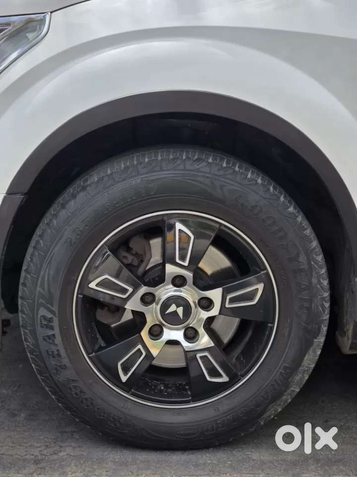 Mahindra Xuv500 W7 At, 2018, Diesel