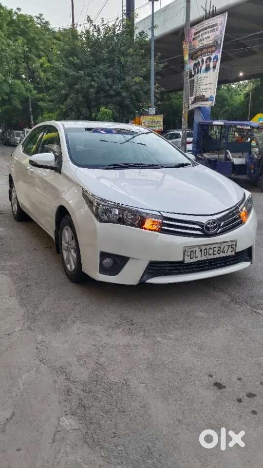 Toyota Corolla Altis 1.8 G, 2015, Petrol
