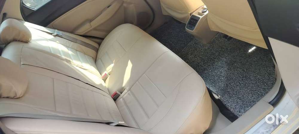 Maruti Suzuki Swift Dzire Vxi(o) Mt, 2020, Cng & Hybrids