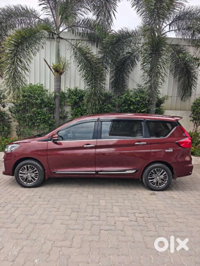 Maruti Suzuki Ertiga 1.5 Zxi Plus Shvs, 2021, Cng & Hybrids