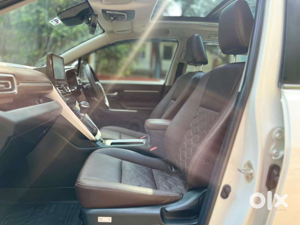 Toyota Innova Hycross 2.0 Zx (o) Hybrid 7 Str, 2024, Petrol