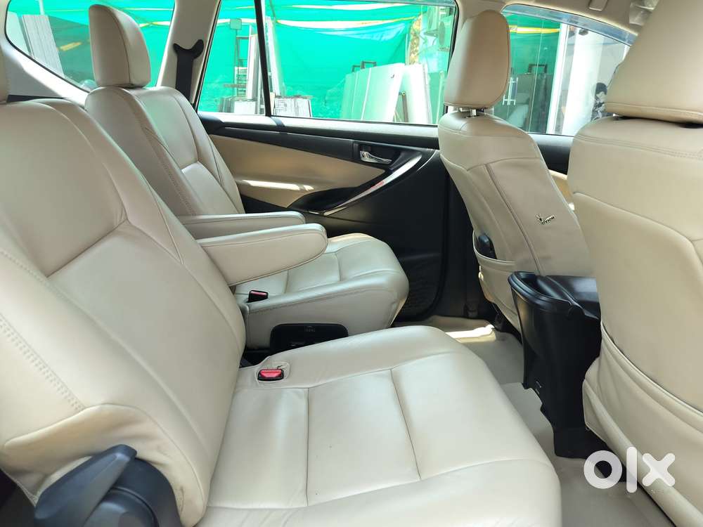 Toyota Innova Crysta 2.4 G Mt, 2017, Diesel