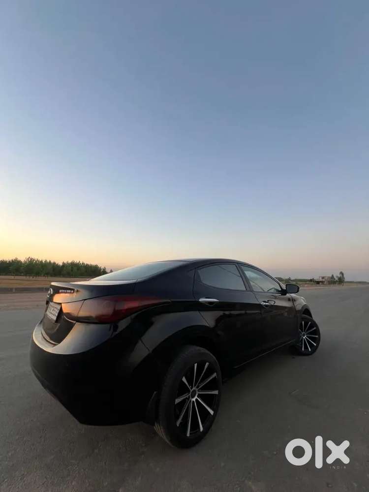Hyundai Elantra Crdi 2013