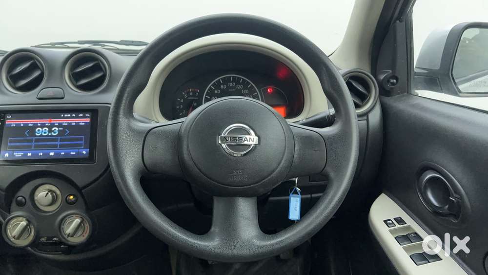 Nissan Micra Active Xv, 2016, Petrol