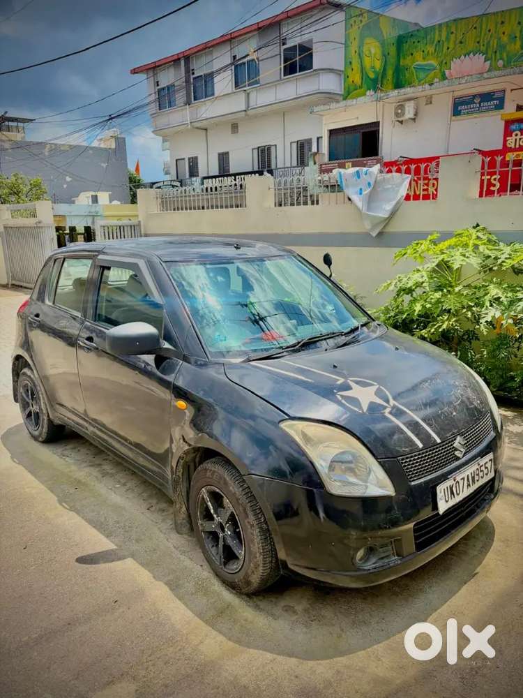Maruti Suzuki Swift 2006 Petrol 136900 Km Driven