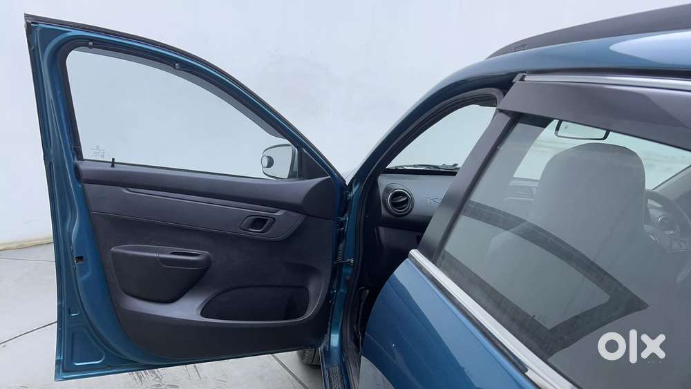 Renault Kwid 1.0 Rxt Amt, 2024, Petrol