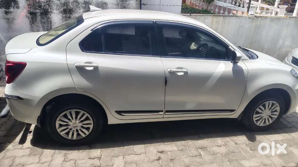 Maruti Suzuki Dzire 2023 Petrol 61000 Km Driven
