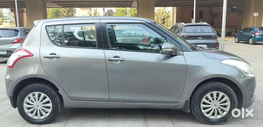 Maruti Suzuki Swift Vxi Abs Bsiv, 2013, Petrol