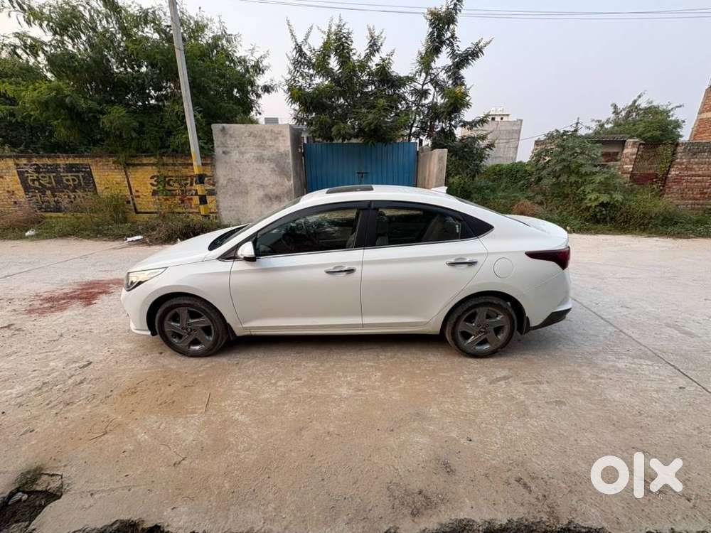Hyundai Verna 2022 Petrol 38000 Km Driven