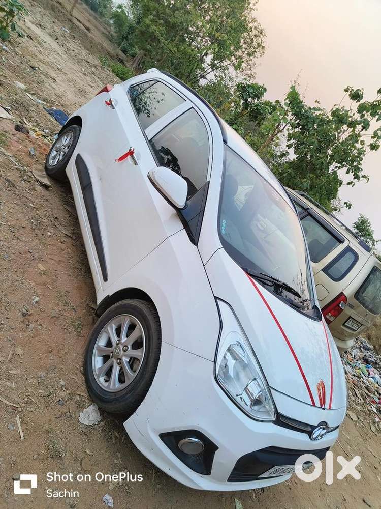 Hyundai Grand I10 2015 Diesel Well Maintained