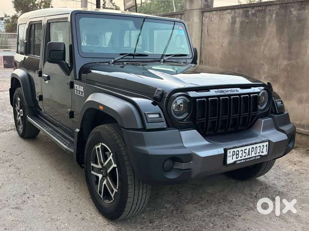 Mahindra Thar Roxx, 2025, Petrol