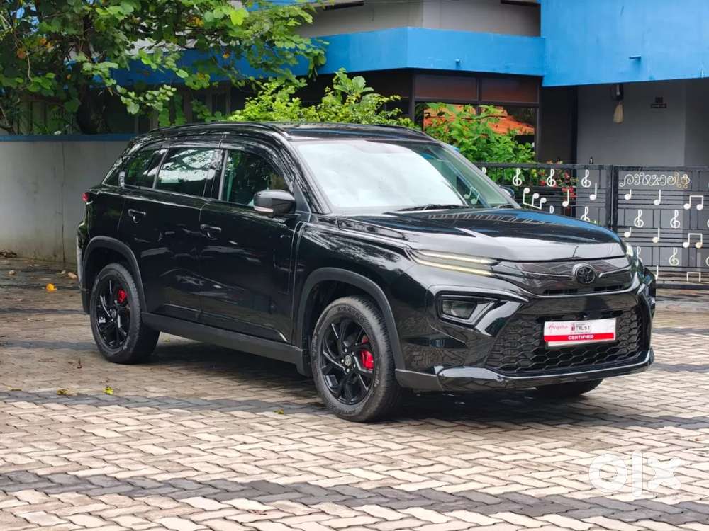 Toyota Urban Cruiser Hyryder, 2025, Petrol