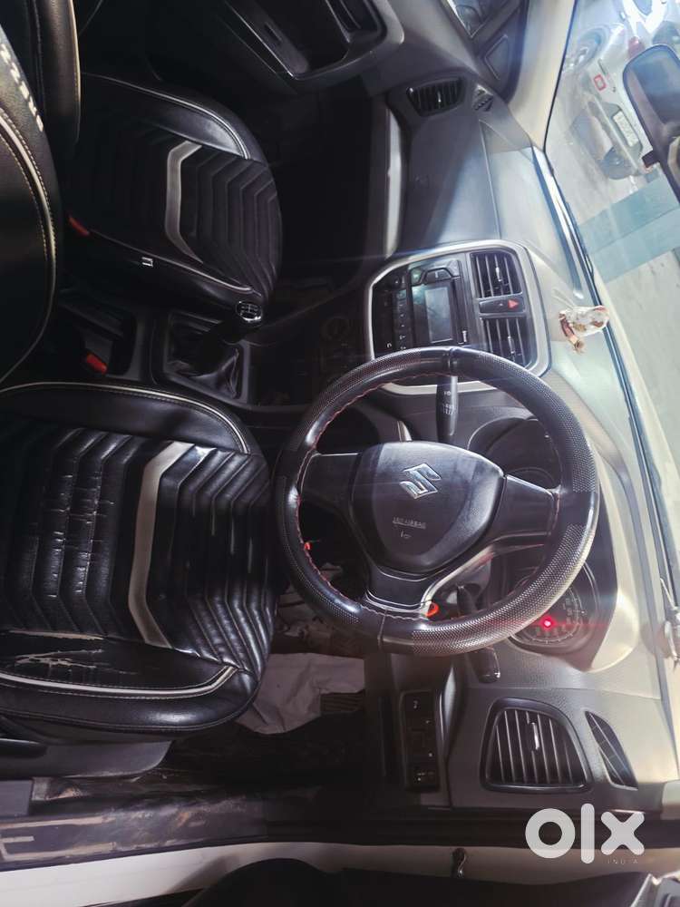 Maruti Suzuki Brezza Zdi+ Dual Tone, 2017, Diesel