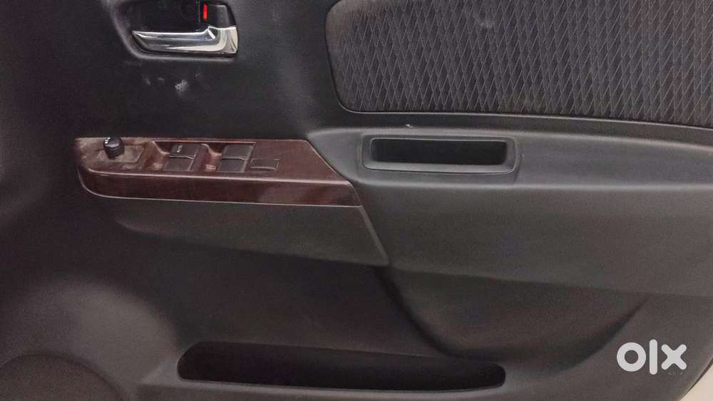 Maruti Suzuki Wagon R Stingray Vxi, 2015, Petrol