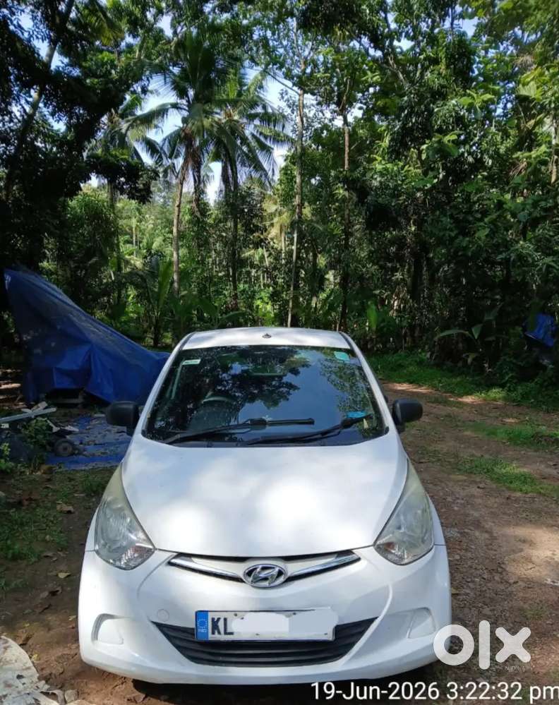 Hyundai Eon Magna + 2018 Car