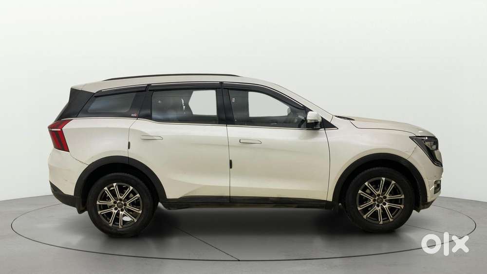 Mahindra Xuv700 2.0 Ax 7 Petrol At Str, 2023, Diesel