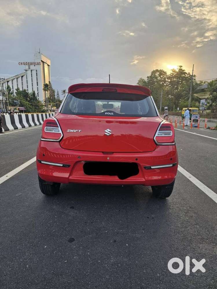 Maruti Suzuki Swift Vxi + Manual, 2018, Petrol