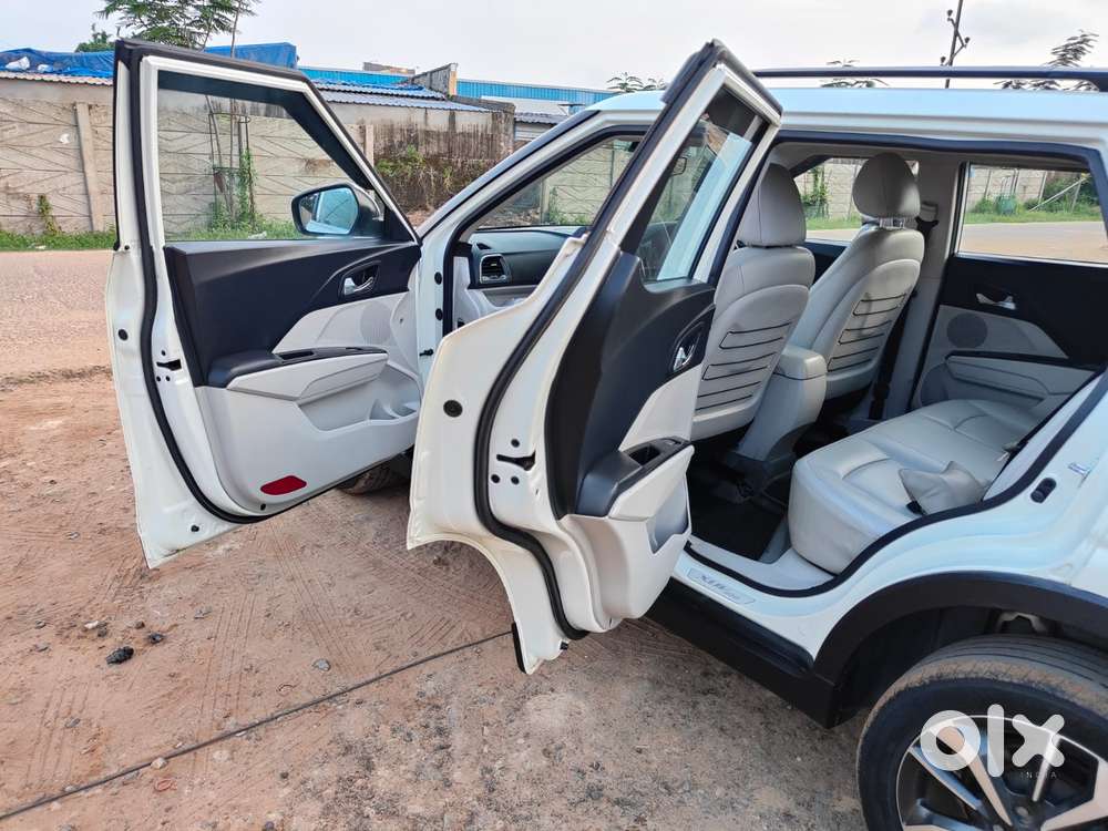 Mahindra Xuv300 W8 Option Diesel, 2022, Diesel