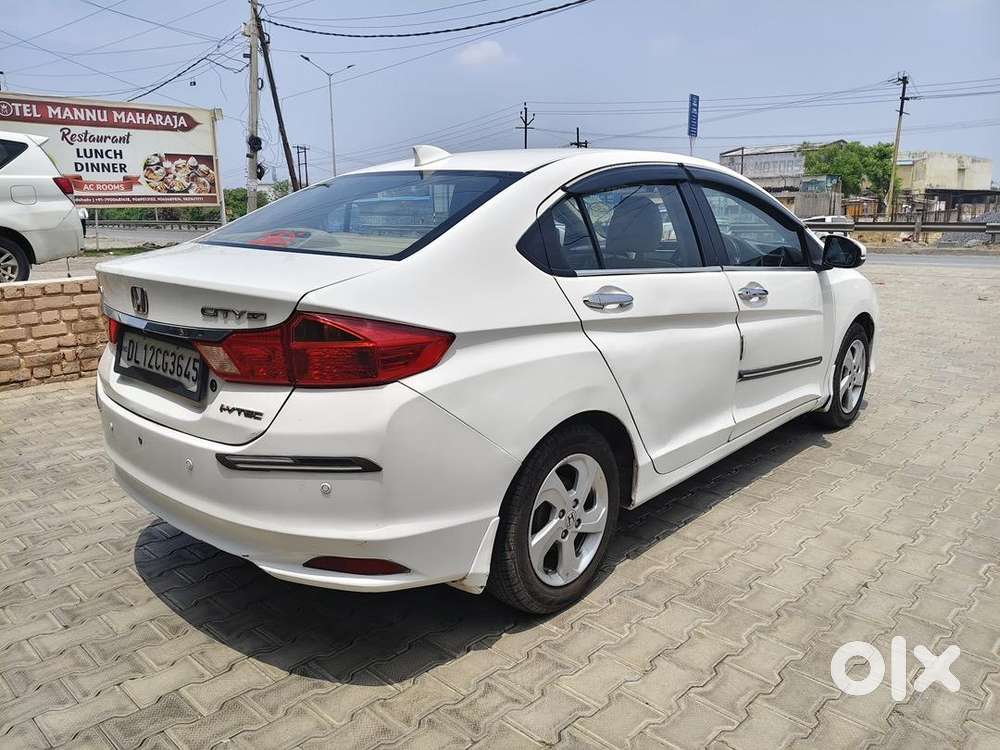 Honda City 2015 Cng & Hybrids Good Condition