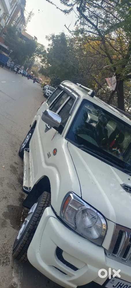 Mahindra Scorpio Classic 2013 Diesel 110000 Km Driven