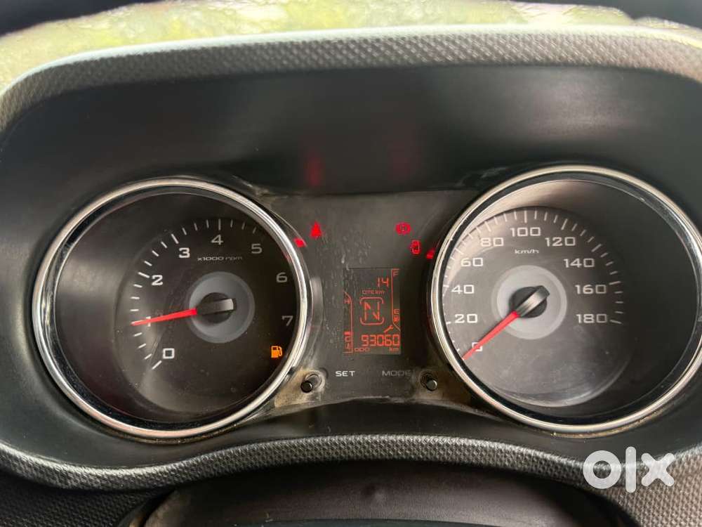 Mahindra Tuv 300 T8, 2018, Diesel