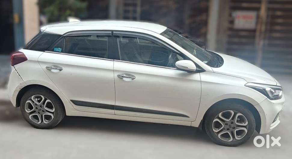 Hyundai I20 Petrol Asta Option, 2019, Petrol