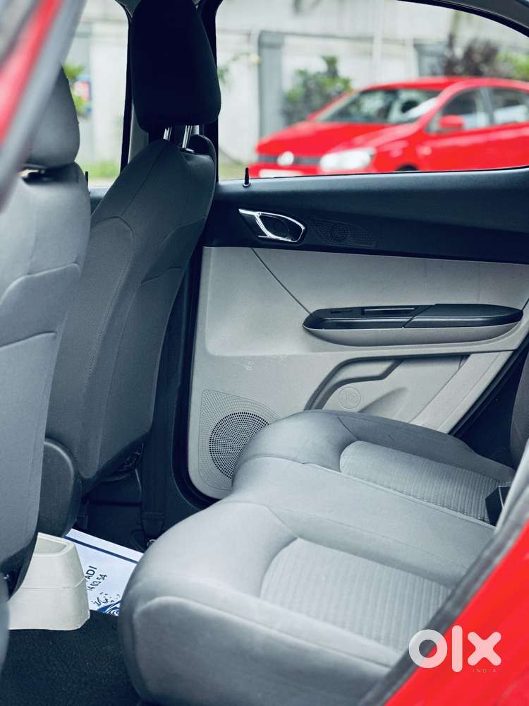 Tata Tiago Xza Plus, 2018, Petrol