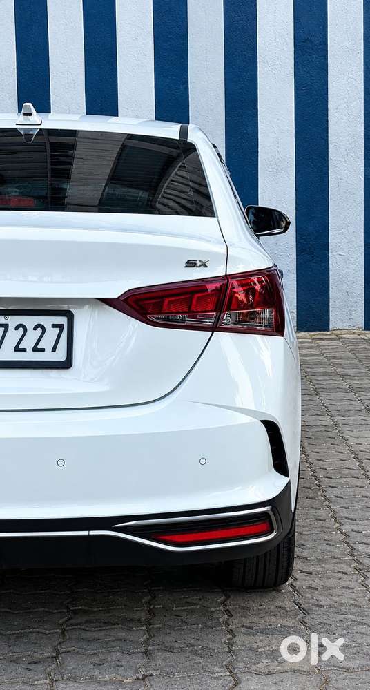 Hyundai Verna Sx(o) Petrol At, 2021, Petrol