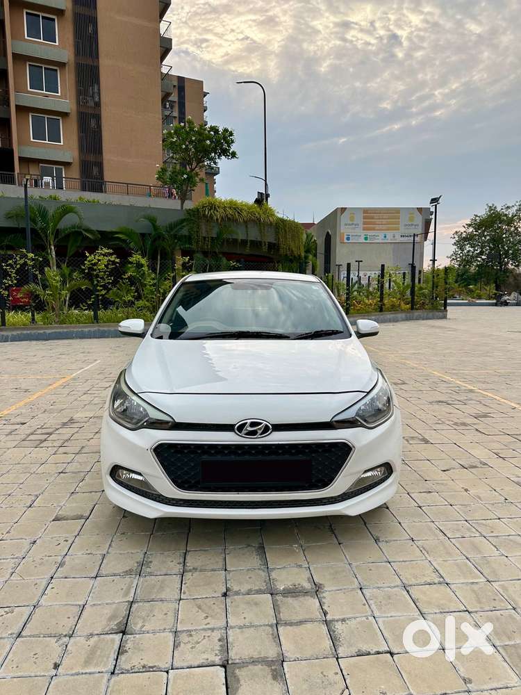 Hyundai I20 Petrol Spotz, 2017, Petrol