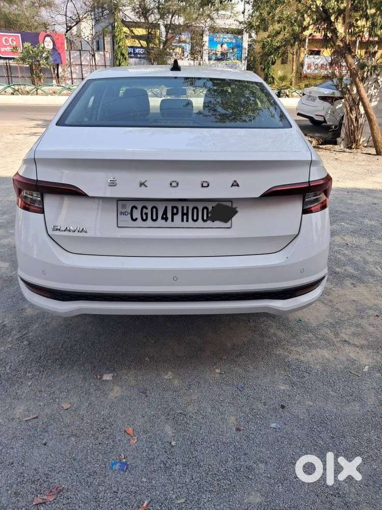 Skoda Slavia 1.0 Ambition Tsi, 2023, Petrol
