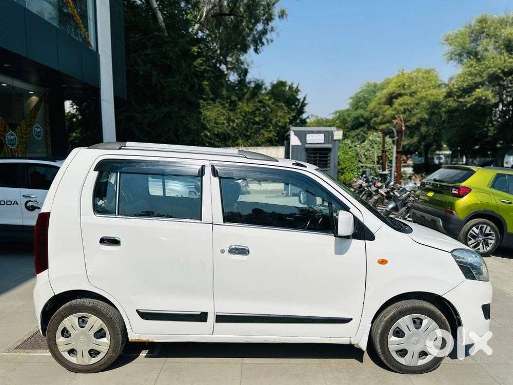 Maruti Suzuki Wagon R Vxi 1.2, 2017, Petrol
