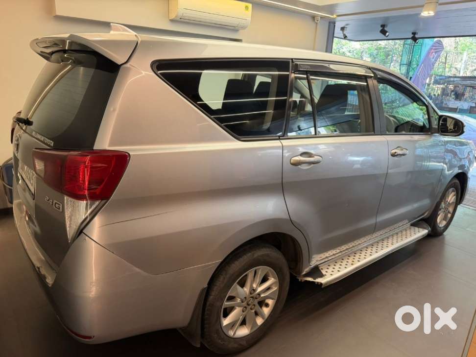 Toyota Innova Crysta 2.4 Gx Mt, 2016, Diesel