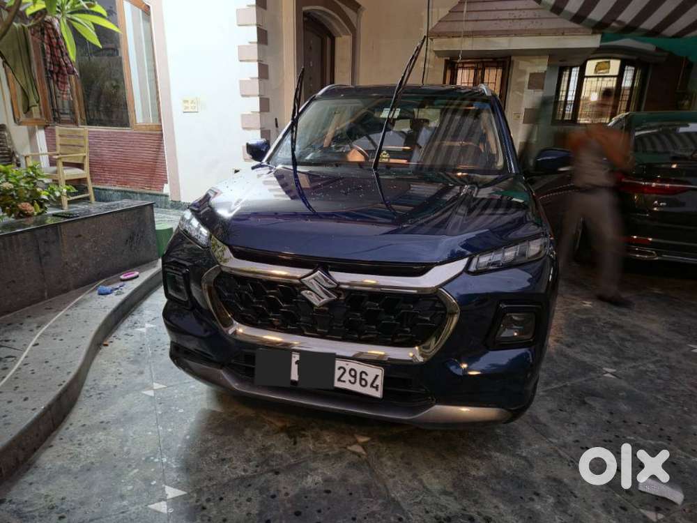 Maruti Suzuki Grand Vitara 1.5 Zeta Plus Dual Tone Intelligent Hybri..