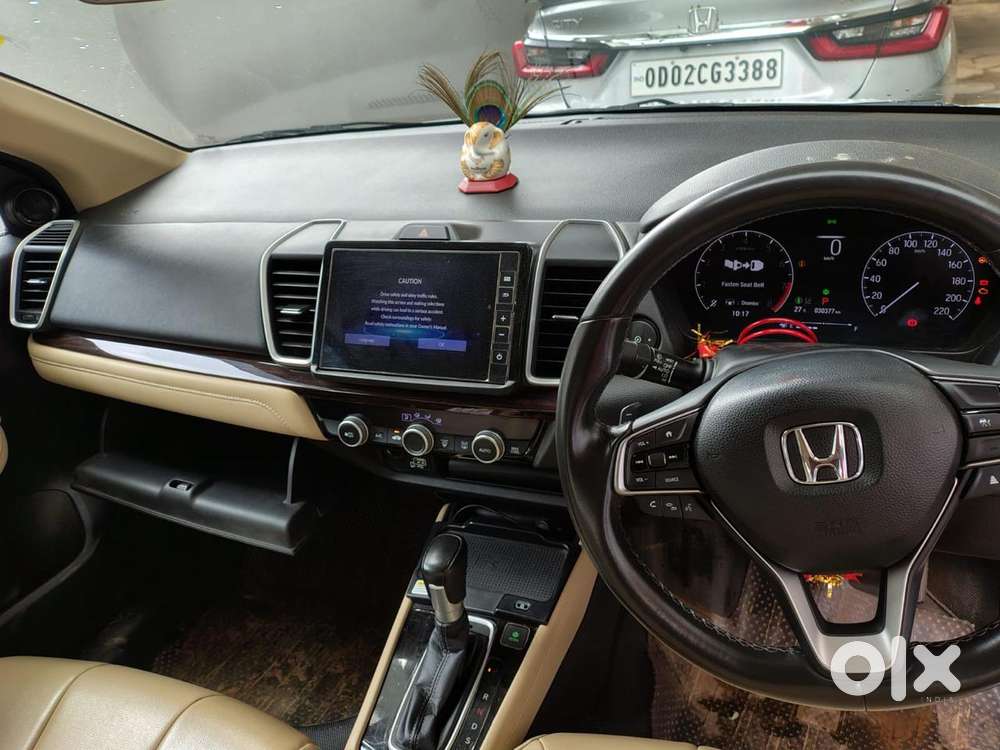 Honda Amaze 2nd Gen Vx, 2022, Petrol