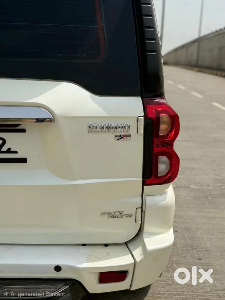 Mahindra Scorpio S11 2018