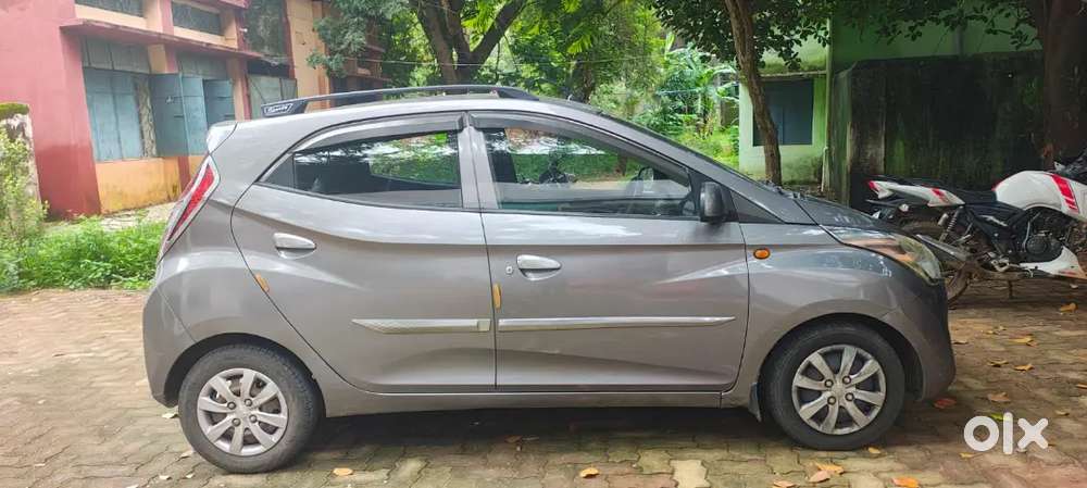 Hyundai Eon Sportz 2012 | Petrol | Manual