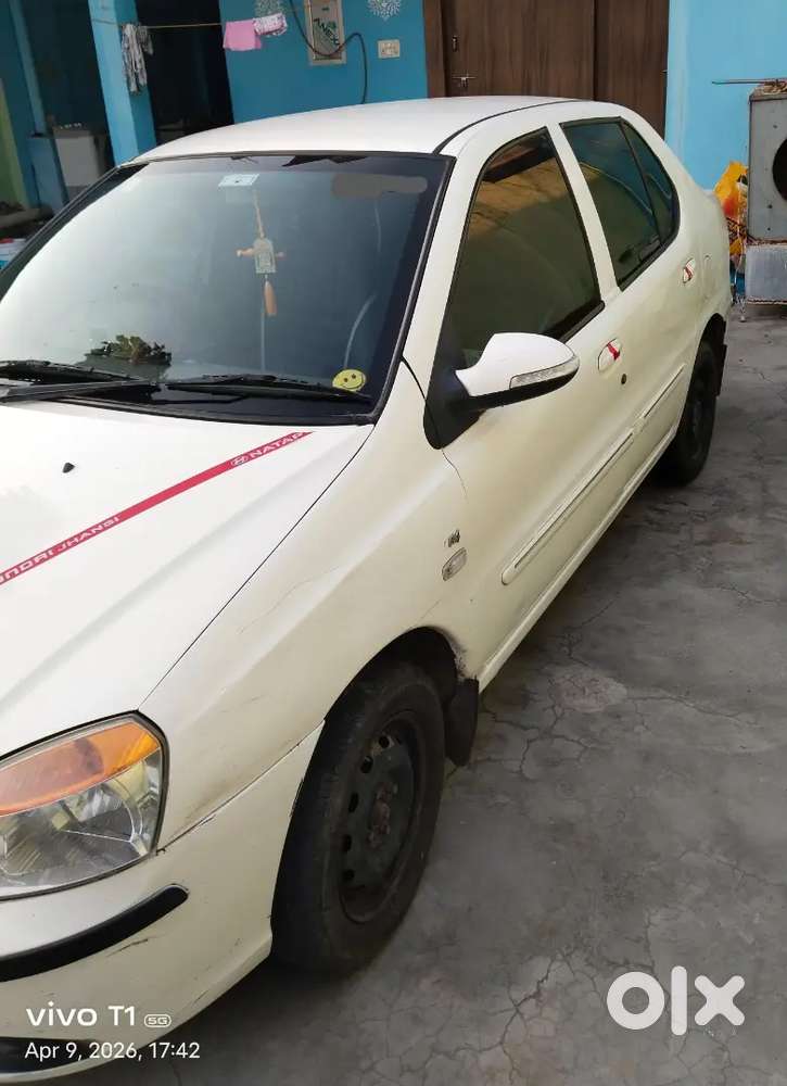 कम बजट में चार पहिया गाड़ी Tata Indigo Ecs 2014 Diesel Well Maintaine