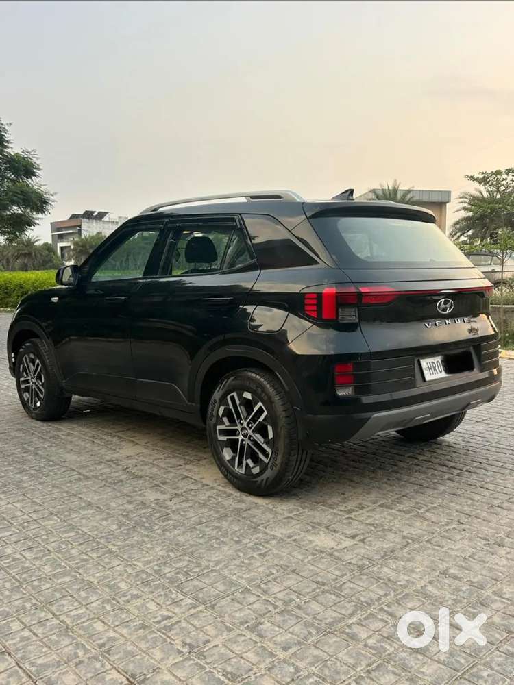 Hyundai Venue, 2024, Petrol