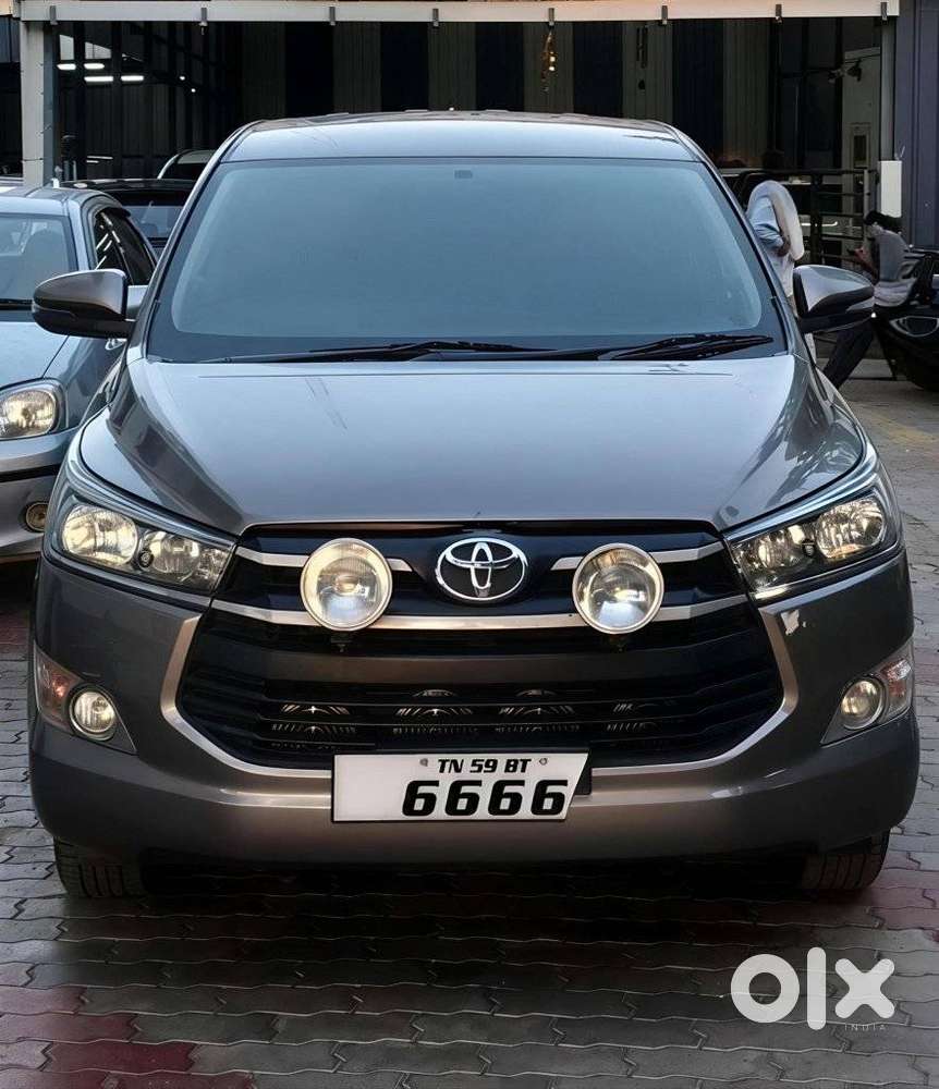 Toyota Innova Crysta 2.8 Gx At, 2017, Diesel