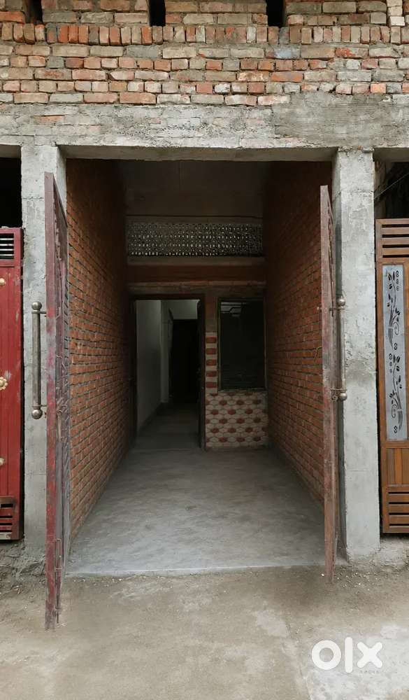 30-40gaj ka godown for rent only for goods storage