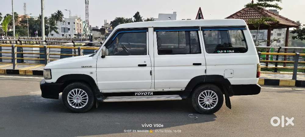 Toyota Qualis 2.4 Diesel 2002