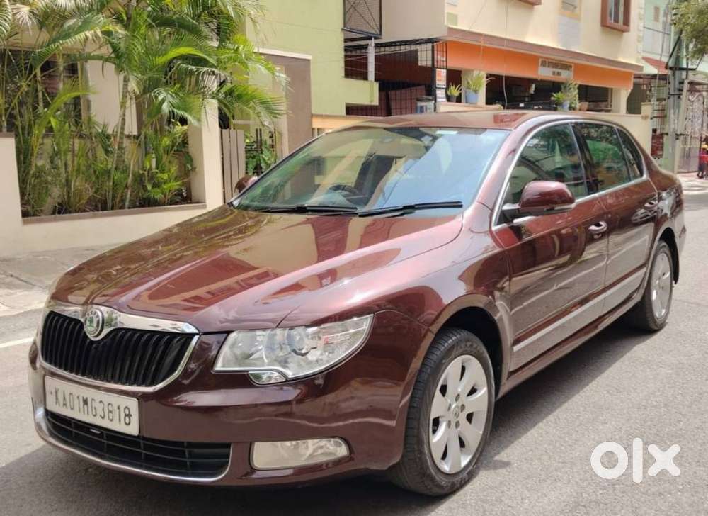 Skoda Superb Elegance 1.8 Tsi At, 2011, Petrol
