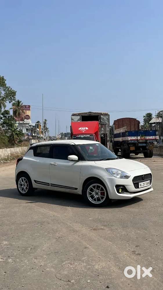 Maruti Suzuki Swift 2021 Vxi Petrol Well Maintained