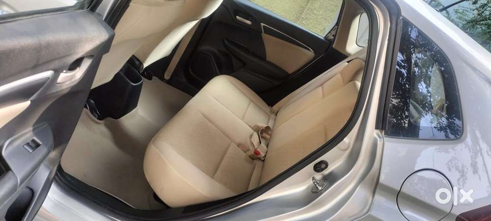 Honda Jazz V Automatic, 2015, Petrol
